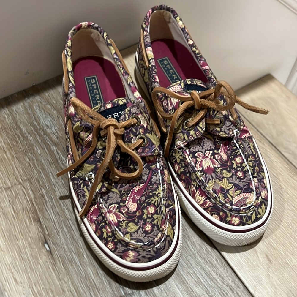Sperry, Floral Canvas Women's Boat Shoes; top-sider loafers, size 5.5 - Picture 1 of 10